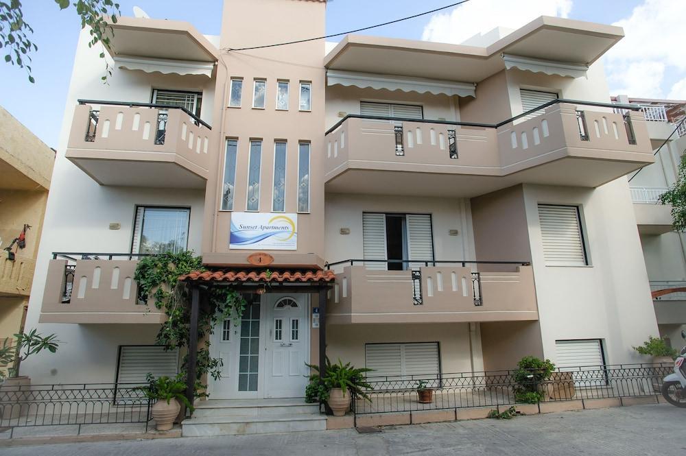 Sunset Seaside Apartments & Studios Ретимно Екстериор снимка