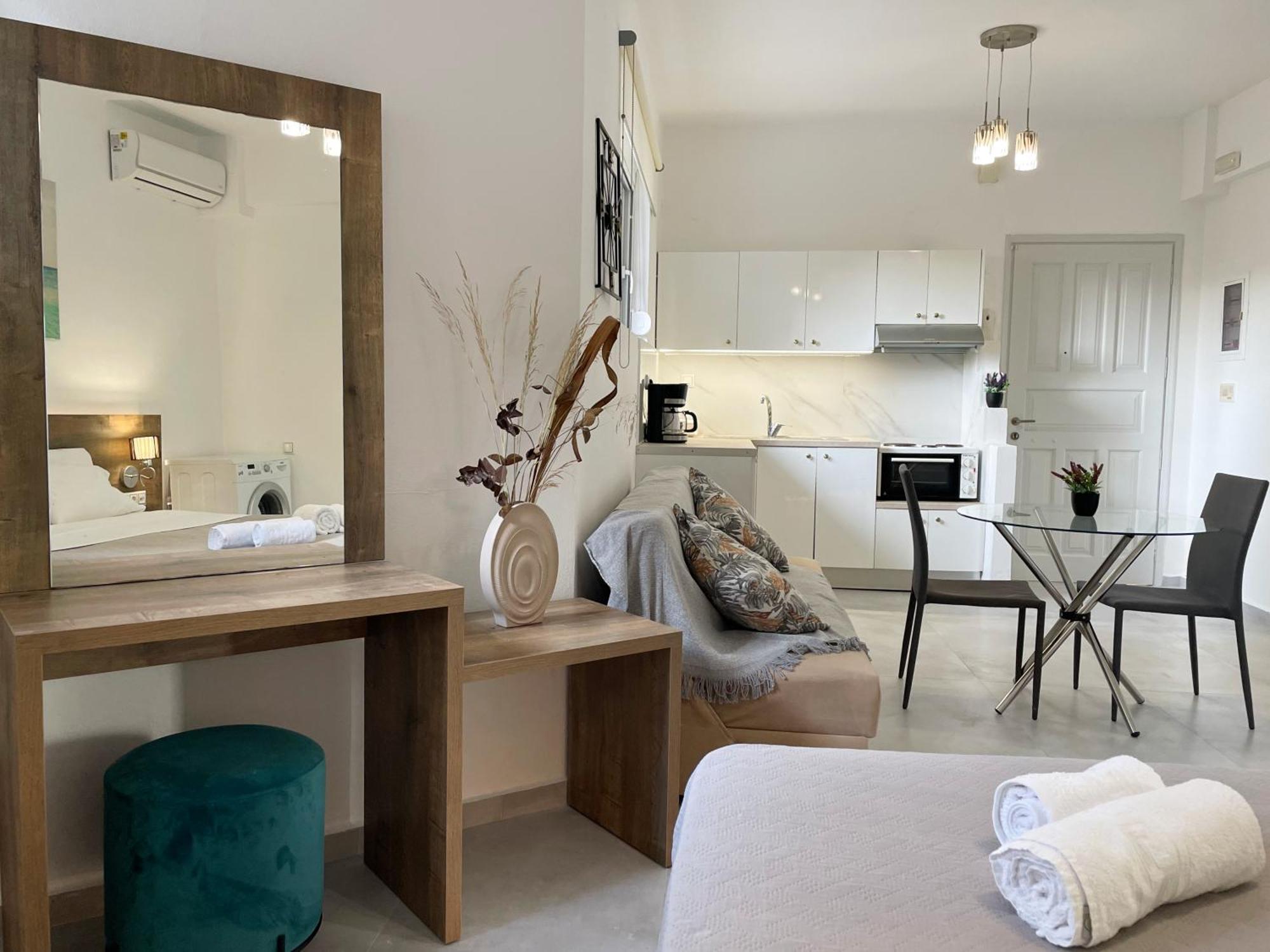 Sunset Seaside Apartments & Studios Ретимно Екстериор снимка