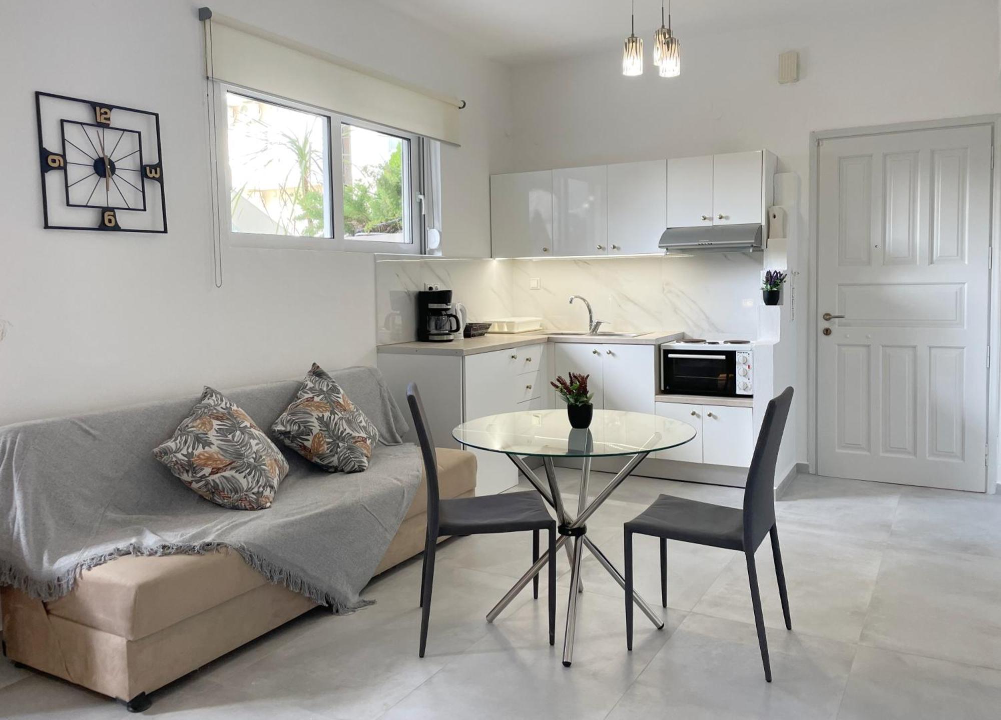 Sunset Seaside Apartments & Studios Ретимно Екстериор снимка